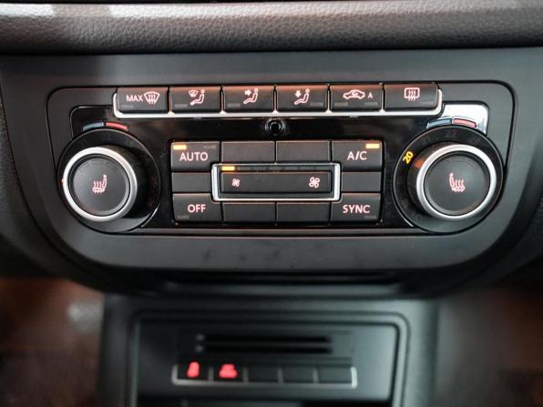 Volkswagen Tiguan I Рестайлинг с пробегом 2013 года, цена 1 325 000 рублей, 195671 км, внедорожник, Автокод Объявления