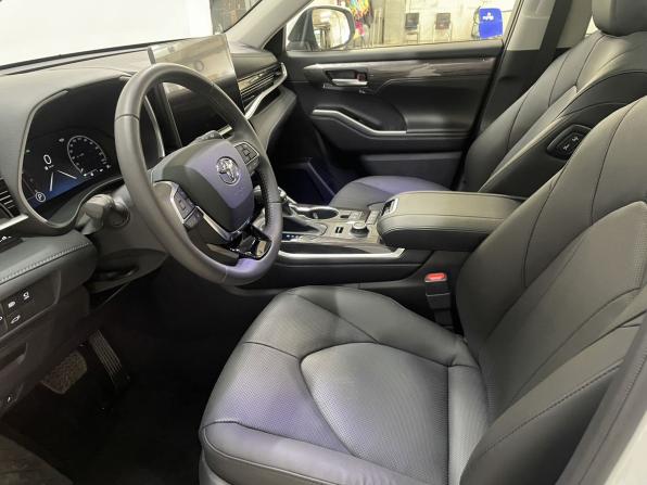 Toyota Highlander IV (XU70) с пробегом 2025 года, цена 5 400 000 рублей, 19 км, внедорожник, Автокод Объявления