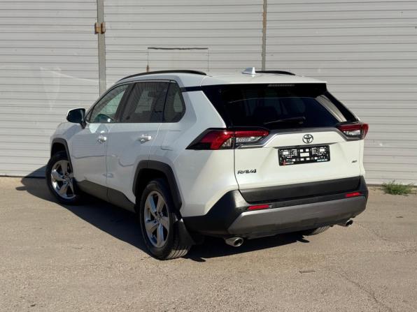 Toyota RAV4 V (XA50) с пробегом 2021 года, цена 3 100 000 рублей, 48084 км, внедорожник, Автокод Объявления