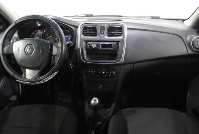 Renault Logan II с пробегом 2016 года, цена 520 000 рублей, 371984 км, седан, Автокод Объявления