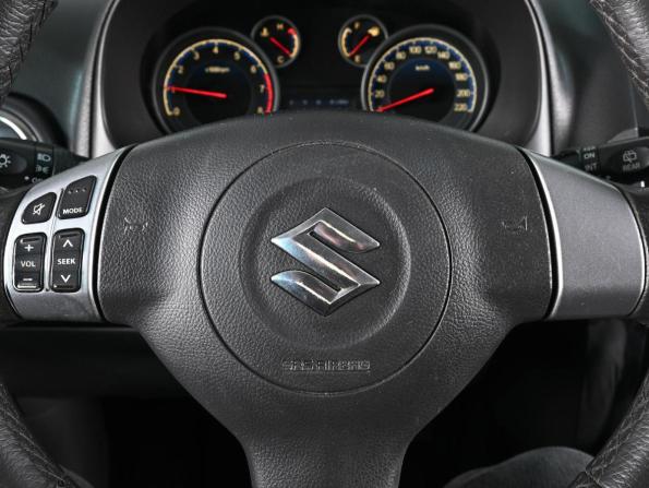 Suzuki SX4 I (Classic) Рестайлинг с пробегом 2012 года, цена 839 000 рублей, 142116 км, хэтчбек, Автокод Объявления