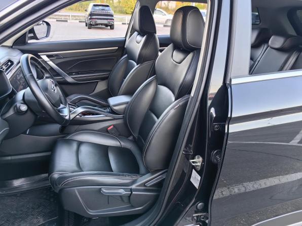 Geely Atlas Pro с пробегом 2023 года, цена 1 819 000 рублей, 31700 км, внедорожник, Автокод Объявления