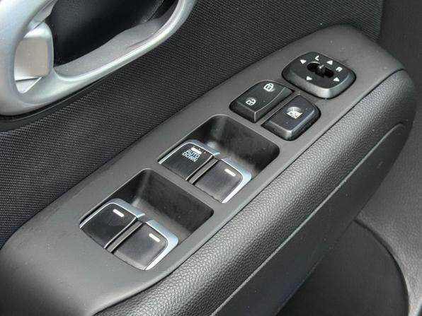 Kia Soul II Рестайлинг с пробегом 2018 года, цена 1 400 000 рублей, 82974 км, хэтчбек, Автокод Объявления