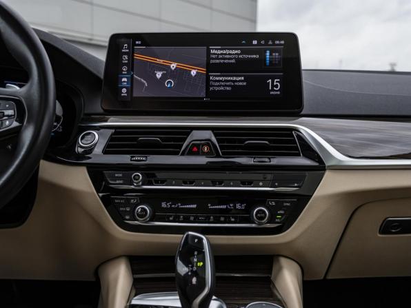 BMW 5 серии VIII (G60/G61/G68) с пробегом 2023 года, цена 6 100 000 рублей, 84520 км, седан, Автокод Объявления