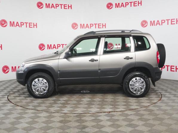 Chevrolet Niva I Рестайлинг с пробегом 2018 года, цена 777 000 рублей, 62631 км, внедорожник, Автокод Объявления