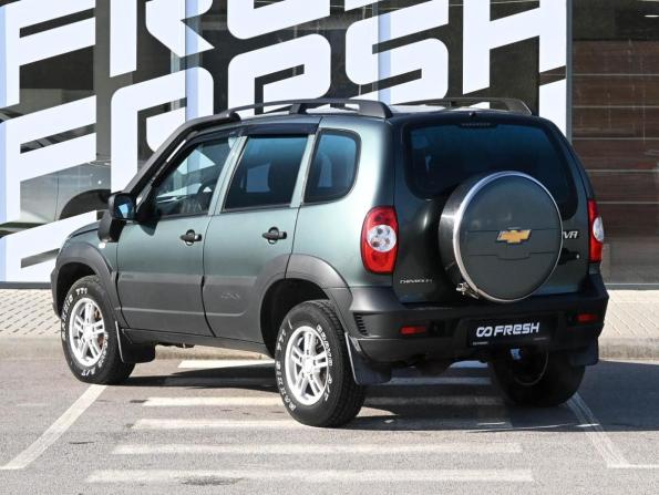 Chevrolet Niva I Рестайлинг с пробегом 2018 года, цена 838 600 рублей, 66965 км, внедорожник, Автокод Объявления