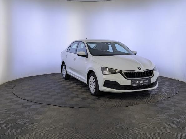 Skoda Rapid II с пробегом 2021 года, цена 1 260 000 рублей, 195246 км, лифтбек, Автокод Объявления