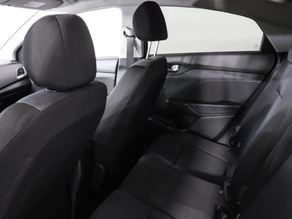 Hyundai Solaris II Рестайлинг с пробегом 2022 года, цена 2 157 000 рублей, 47077 км, седан, Автокод Объявления