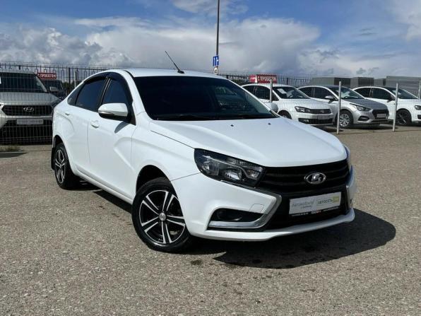 Lada (ВАЗ) Vesta I с пробегом 2017 года, цена 885 000 рублей, 110557 км, седан, Автокод Объявления