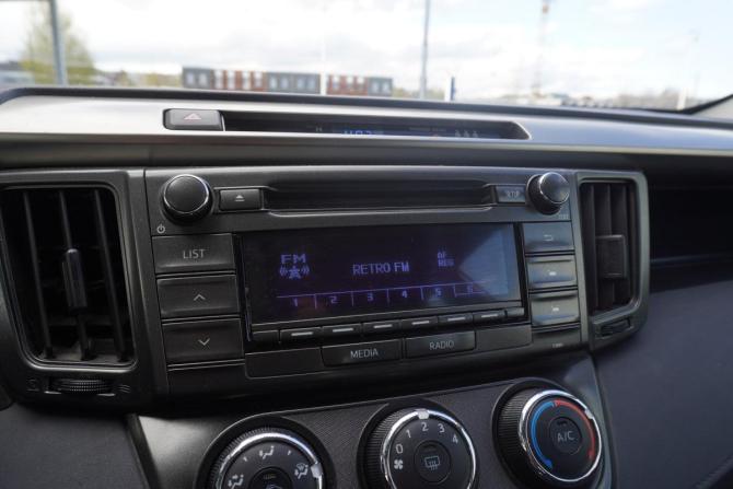 Toyota RAV4 IV (XA40) с пробегом 2013 года, цена 2 300 000 рублей, 25785 км, внедорожник, Автокод Объявления