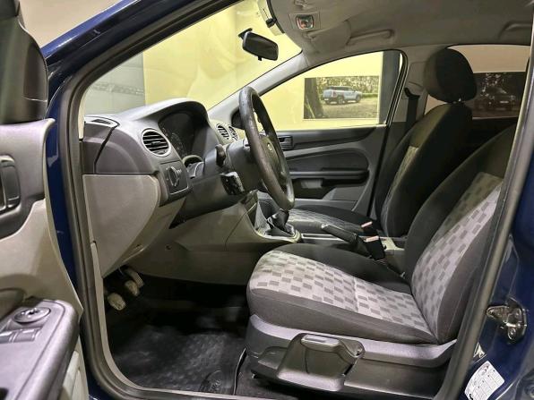 Ford Focus II Рестайлинг с пробегом 2011 года, цена 469 000 рублей, 175703 км, седан, Автокод Объявления