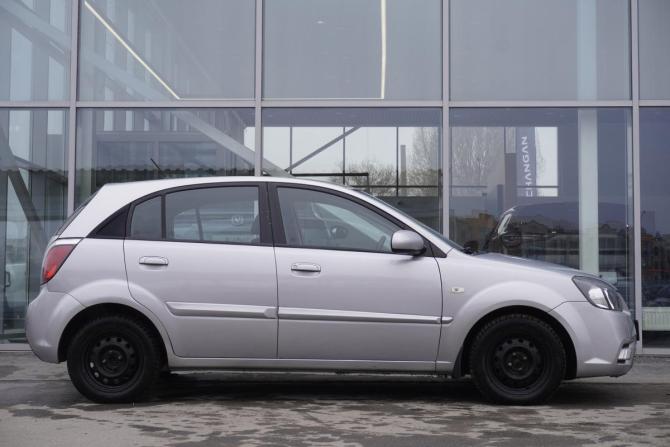 Kia Rio II Рестайлинг с пробегом 2011 года, цена 695 000 рублей, 97347 км, хэтчбек, Автокод Объявления