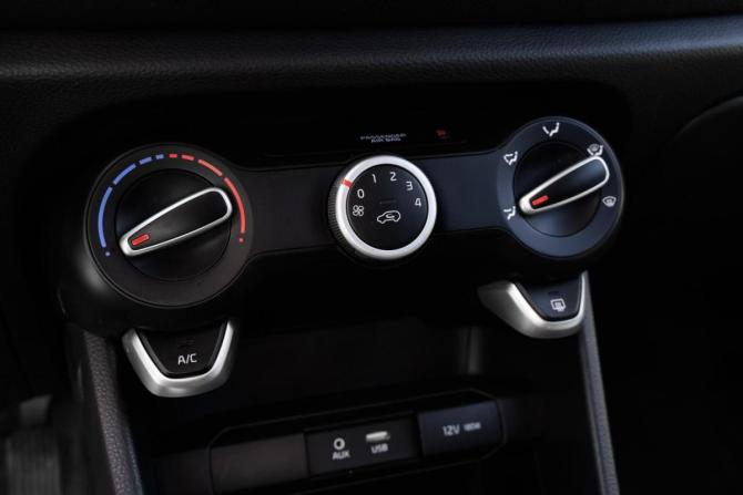 Kia Picanto III с пробегом 2018 года, цена 1 000 000 рублей, 75730 км, хэтчбек, Автокод Объявления