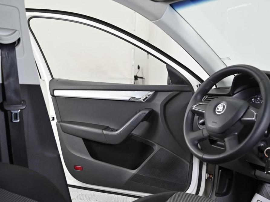 Skoda Octavia III (A7) Москва  - изображение 12