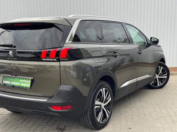Peugeot 5008 II Рестайлинг с пробегом 2020 года, цена 2 145 000 рублей, 129000 км, внедорожник, Автокод Объявления