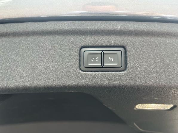 Audi A5 II (F5) с пробегом 2018 года, цена 3 179 000 рублей, 92793 км, лифтбек, Автокод Объявления