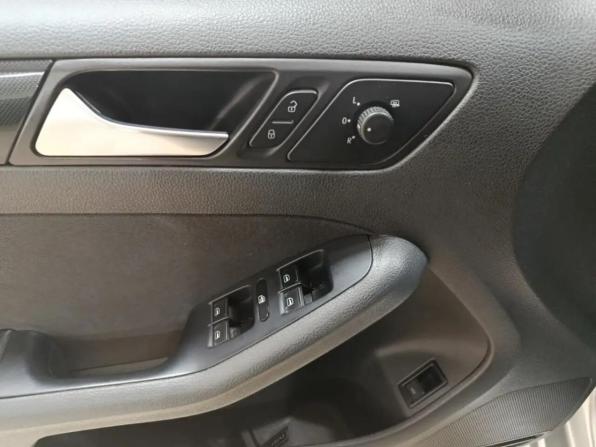 Volkswagen Jetta VI Рестайлинг с пробегом 2014 года, цена 1 259 000 рублей, 113465 км, седан, Автокод Объявления
