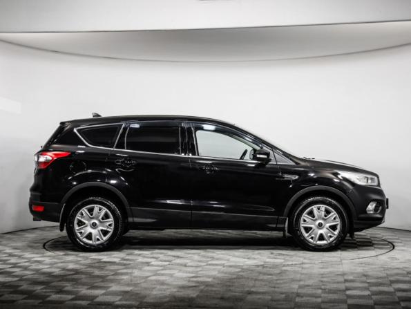 Ford Kuga II Рестайлинг с пробегом 2018 года, цена 1 769 000 рублей, 110129 км, внедорожник, Автокод Объявления