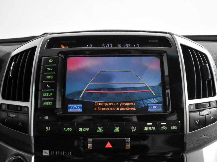 Toyota Land Cruiser 200 Series Рестайлинг 1 Санкт-Петербург  - изображение 21