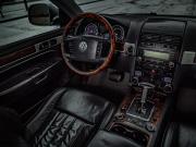 Volkswagen Touareg I Рестайлинг Тюмень  - изображение 29