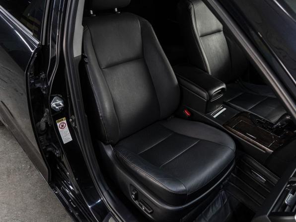 Toyota Camry VII (XV50) Рестайлинг с пробегом 2015 года, цена 2 479 000 рублей, 146369 км, седан, Автокод Объявления