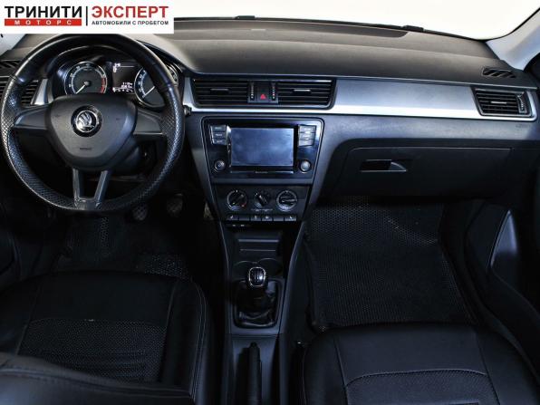 Skoda Rapid I Рестайлинг с пробегом 2017 года, цена 1 047 000 рублей, 203814 км, лифтбек, Автокод Объявления