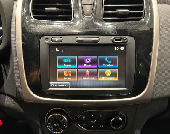 Renault Sandero II Рестайлинг с пробегом 2019 года, цена 749 000 рублей, 335588 км, хэтчбек, Автокод Объявления