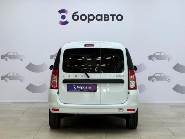 Lada (ВАЗ) Largus I Рестайлинг с пробегом 2024 года, цена 1 582 000 рублей, 413 км, универсал, Автокод Объявления