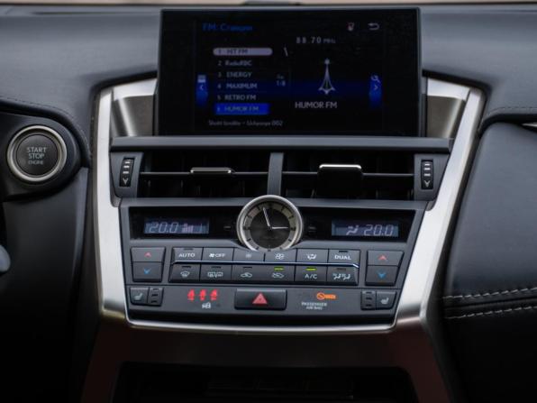 Lexus NX I с пробегом 2016 года, цена 3 325 000 рублей, 82170 км, внедорожник, Автокод Объявления