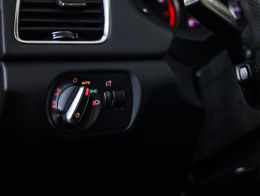 Audi Q3 I (8U) Рестайлинг Санкт-Петербург  - изображение 22