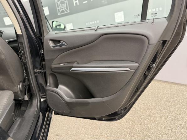 Opel Zafira C с пробегом 2016 года, цена 1 415 000 рублей, 157298 км, компактвэн, Автокод Объявления
