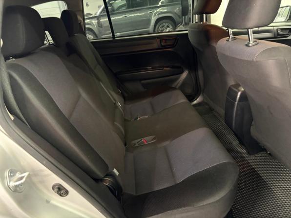 Toyota Corolla XI (E160 E170) Рестайлинг 2 с пробегом 2017 года, цена 1 347 000 рублей, 142353 км, универсал, Автокод Объявления