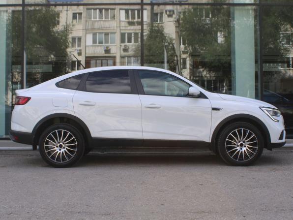 Renault Arkana I с пробегом 2020 года, цена 1 640 000 рублей, 101948 км, внедорожник, Автокод Объявления