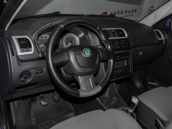 Skoda Fabia II с пробегом 2010 года, цена 579 000 рублей, 199960 км, хэтчбек, Автокод Объявления