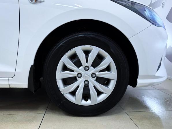 Hyundai Solaris II Рестайлинг с пробегом 2021 года, цена 1 567 000 рублей, 92670 км, седан, Автокод Объявления