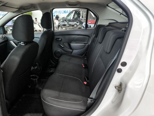 Renault Logan II Рестайлинг с пробегом 2021 года, цена 1 050 000 рублей, 56869 км, седан, Автокод Объявления
