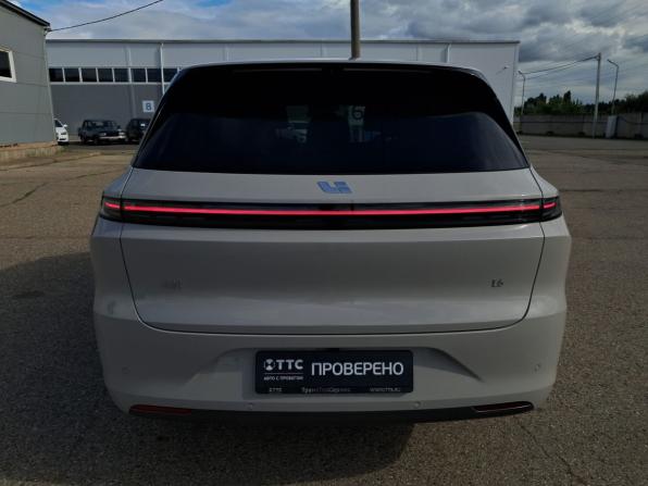 Li Auto (Lixiang) L6 с пробегом 2024 года, цена 6 979 200 рублей, 43 км, внедорожник, Автокод Объявления