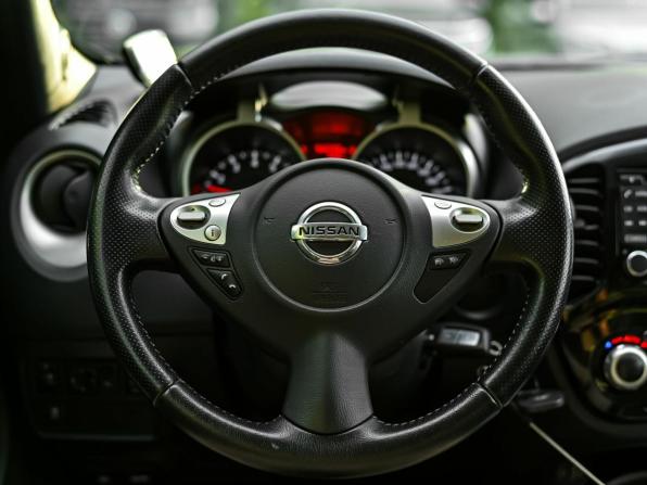 Nissan Juke I Рестайлинг с пробегом 2017 года, цена 1 560 000 рублей, 55751 км, внедорожник, Автокод Объявления