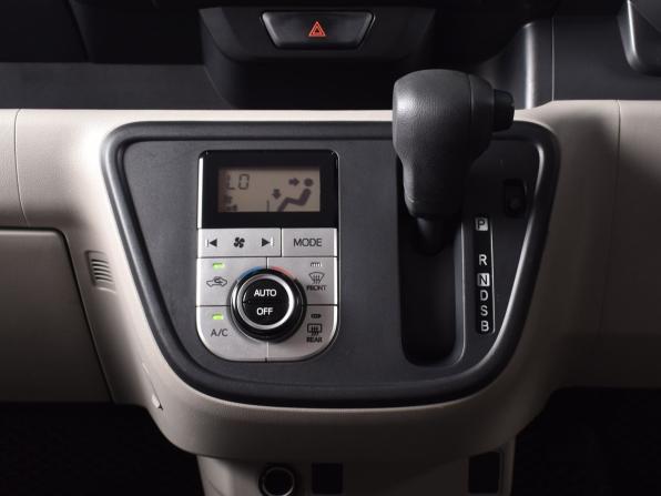 Toyota Passo III Рестайлинг с пробегом 2019 года, цена 1 149 995 рублей, 38616 км, хэтчбек, Автокод Объявления