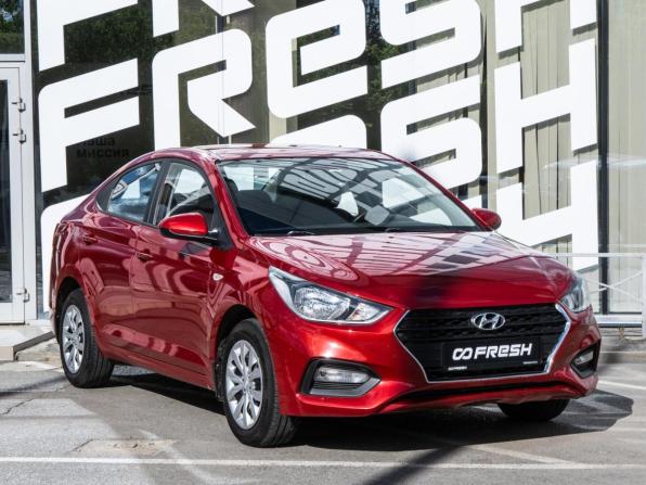 Hyundai Solaris II с пробегом 2018 года, цена 1 399 000 рублей, 118463 км, седан, Автокод Объявления
