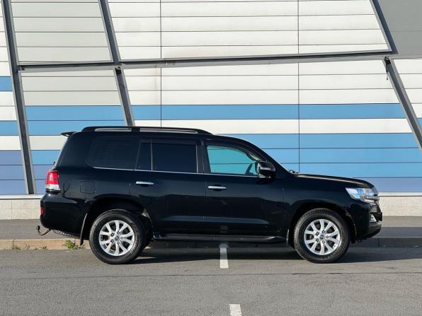Toyota Land Cruiser 200 Series Рестайлинг 2 с пробегом 2018 года, цена 6 677 000 рублей, 136000 км, внедорожник, Автокод Объявления