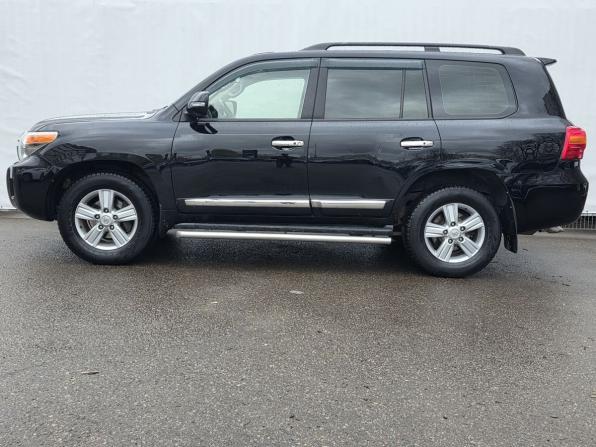 Toyota Land Cruiser 200 Series Рестайлинг 1 с пробегом 2012 года, цена 3 300 000 рублей, 270890 км, внедорожник, Автокод Объявления