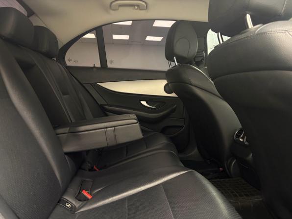 Mercedes-Benz E-Класс V (W213 S213 C238) с пробегом 2019 года, цена 2 349 900 рублей, 241522 км, седан, Автокод Объявления