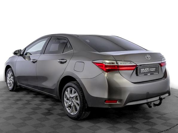 Toyota Corolla XI (E160 E170 E180) с пробегом 2016 года, цена 1 360 000 рублей, 173494 км, седан, Автокод Объявления