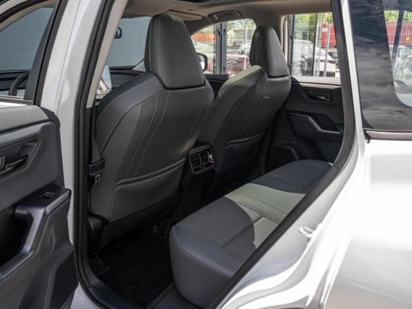 Toyota RAV4 VI (XA60) с пробегом 2026 года, цена 4 230 000 рублей, 40 км, внедорожник, Автокод Объявления