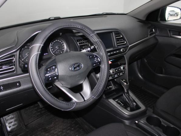 Hyundai Elantra VI (AD) Рестайлинг с пробегом 2019 года, цена 1 589 900 рублей, 168725 км, седан, Автокод Объявления