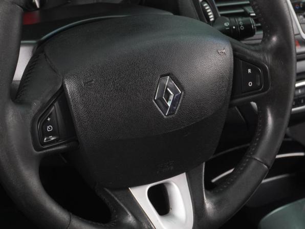 Renault Laguna III с пробегом 2009 года, цена 629 000 рублей, 319071 км, лифтбек, Автокод Объявления