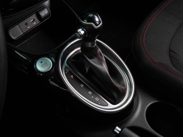 Kia Soul II Рестайлинг с пробегом 2018 года, цена 1 699 000 рублей, 140060 км, хэтчбек, Автокод Объявления