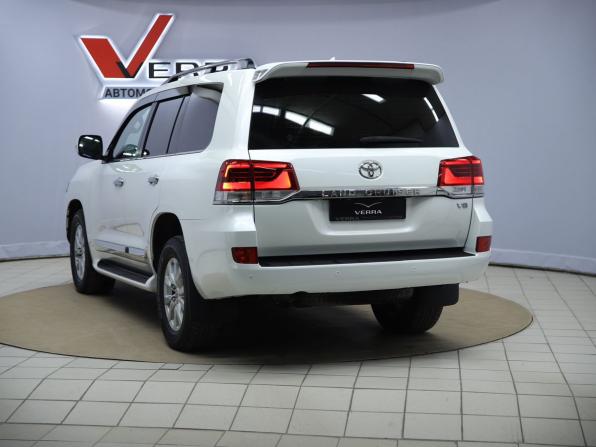 Toyota Land Cruiser 200 Series Рестайлинг 2 с пробегом 2017 года, цена 6 690 000 рублей, 98576 км, внедорожник, Автокод Объявления