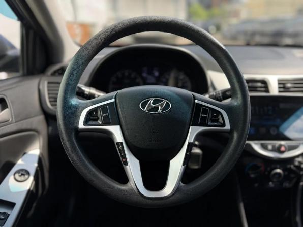Hyundai Solaris I Рестайлинг с пробегом 2015 года, цена 935 000 рублей, 109543 км, седан, Автокод Объявления